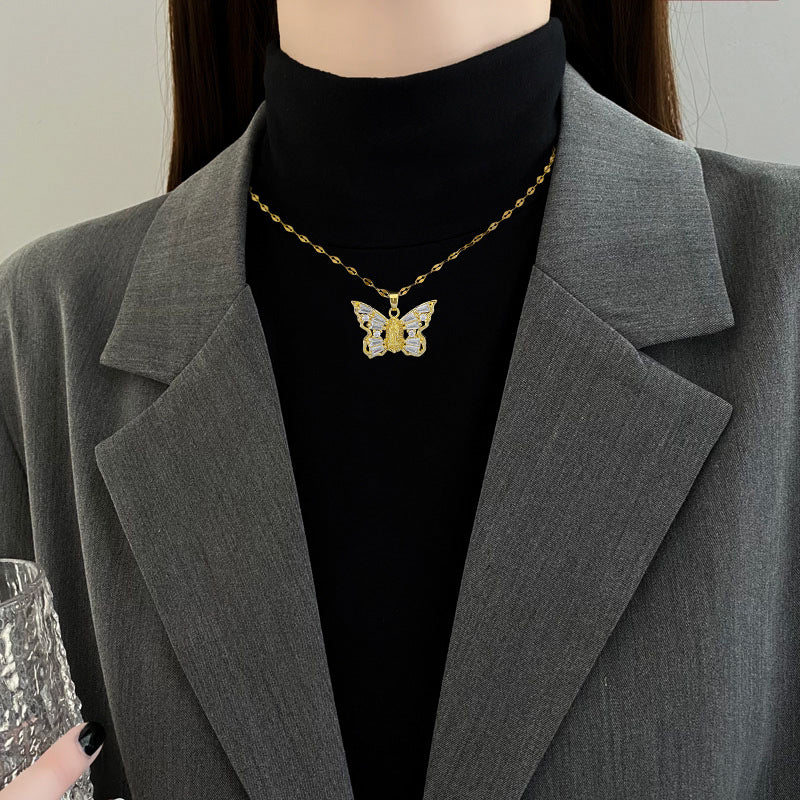 Portrait Butterfly Zircon Necklace